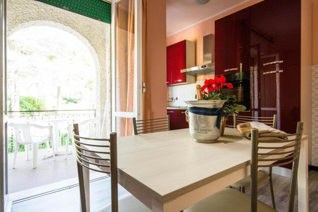Liguria Apartments Pietra Ligure Zewnętrze zdjęcie